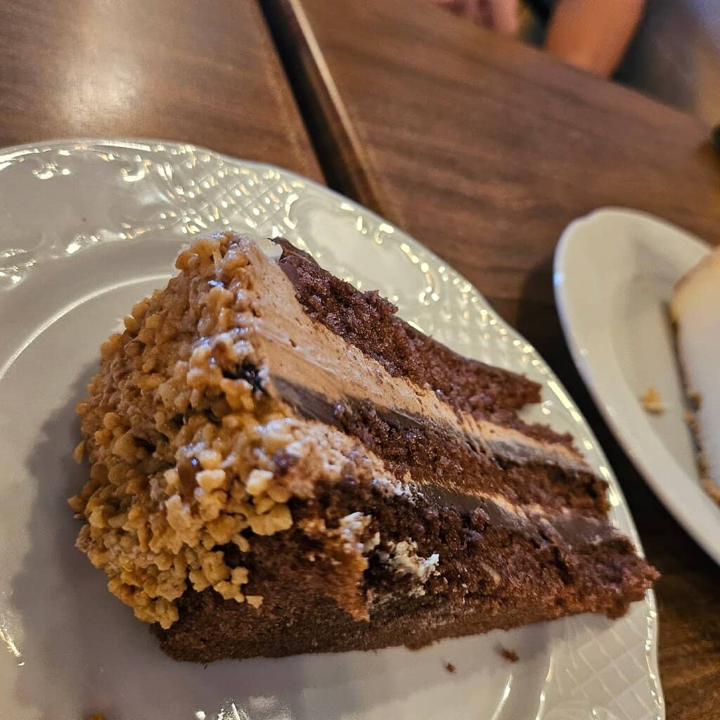 The Adventurous 'World' Pizza