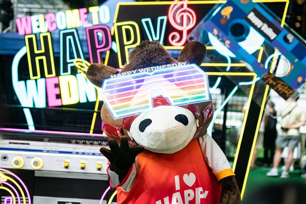 On-Site McDonald's & Food Stalls