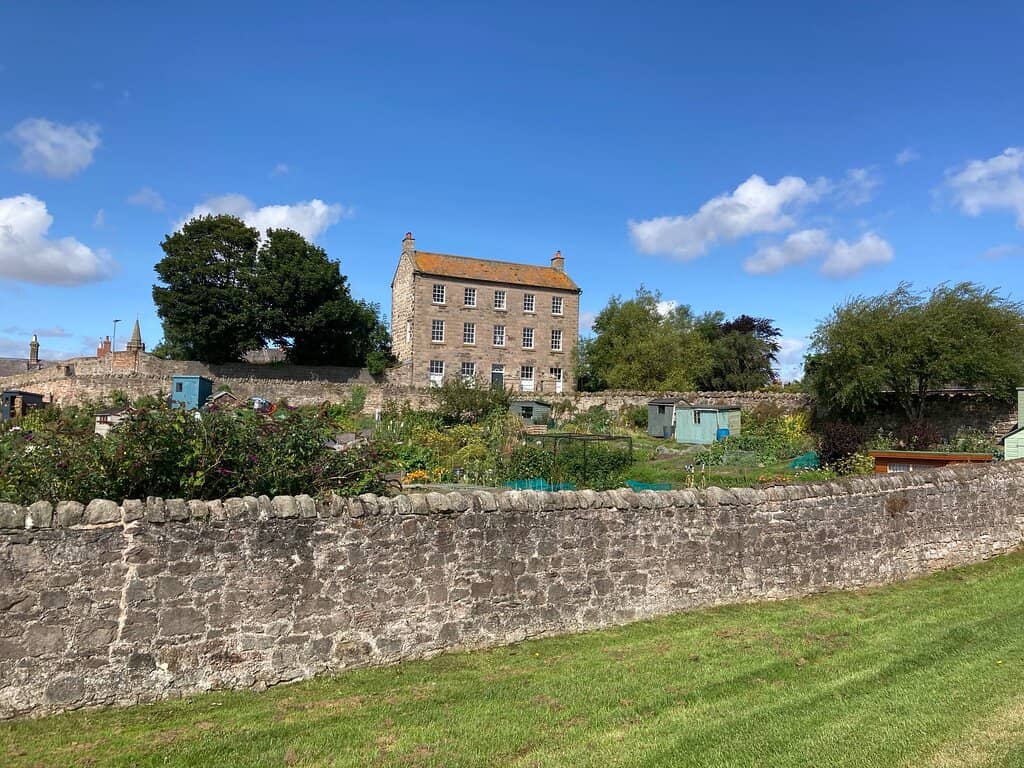 Elizabethan Town Walls