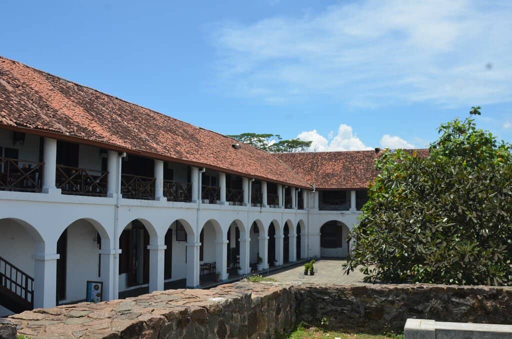 Boutique Shopping & Souvenirs