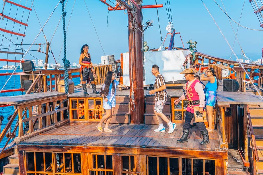 Pirate Show & Entertainment