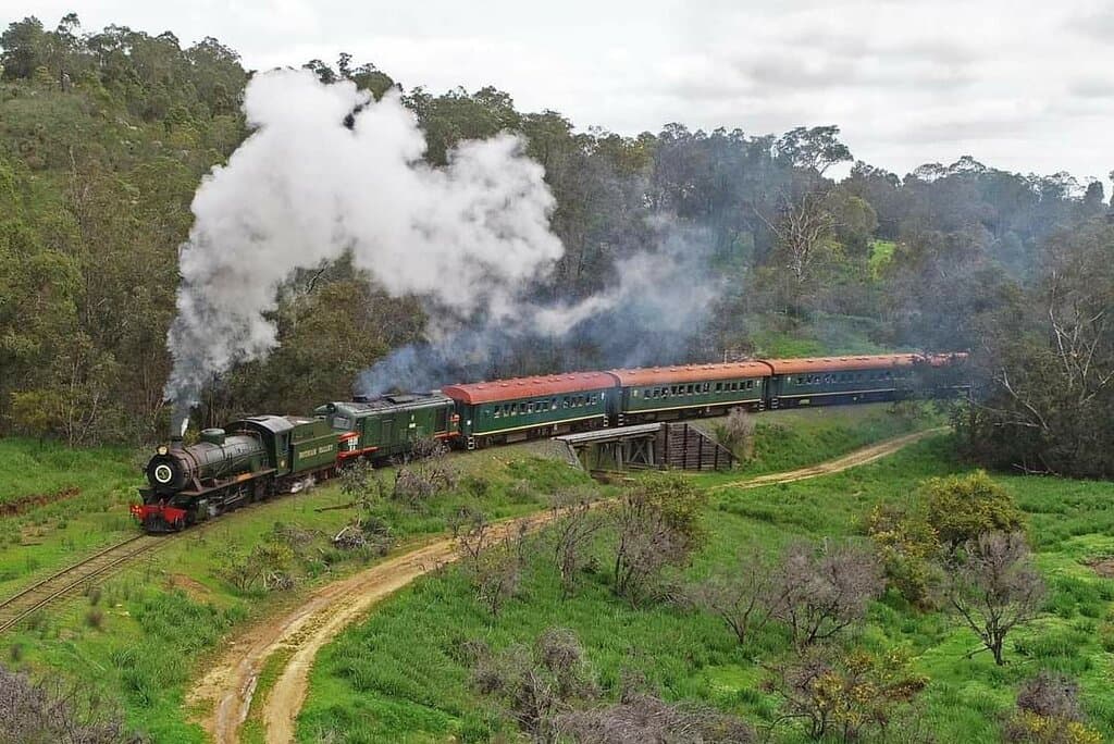 Hotham Valley Tourist Railway