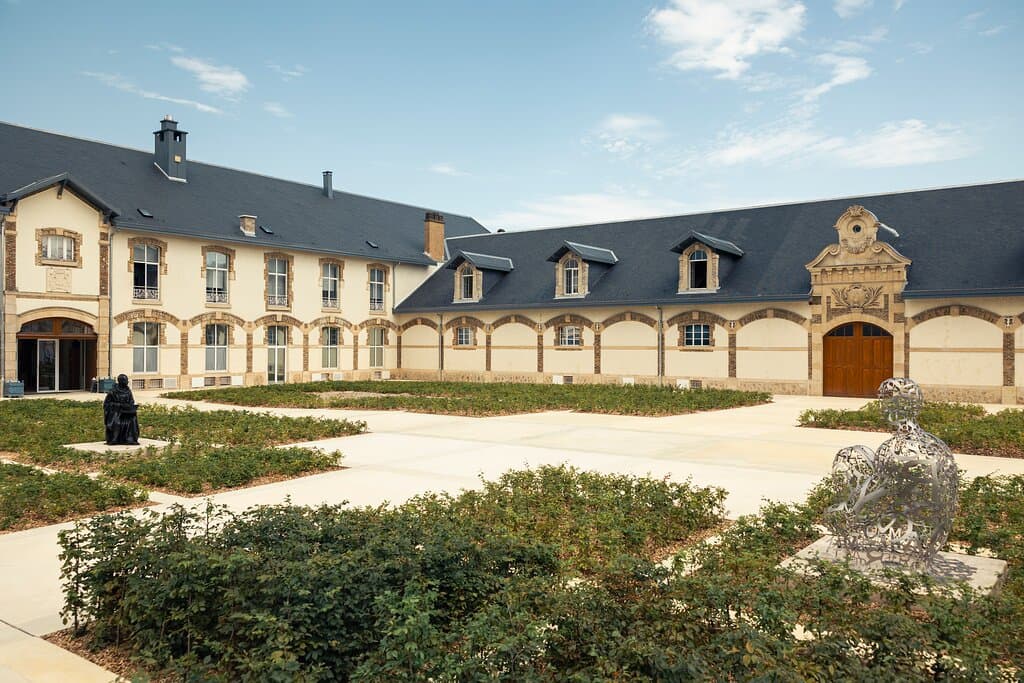 La cour d'honneur