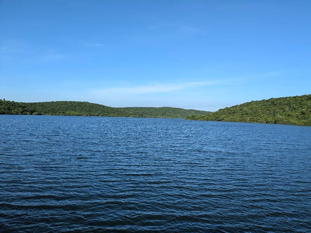 Scenic Reservoir Views