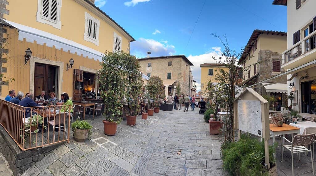 Piazza Giusti Views
