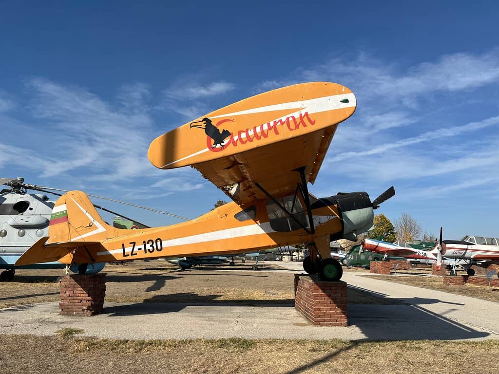 Space Rocket Landing Capsule