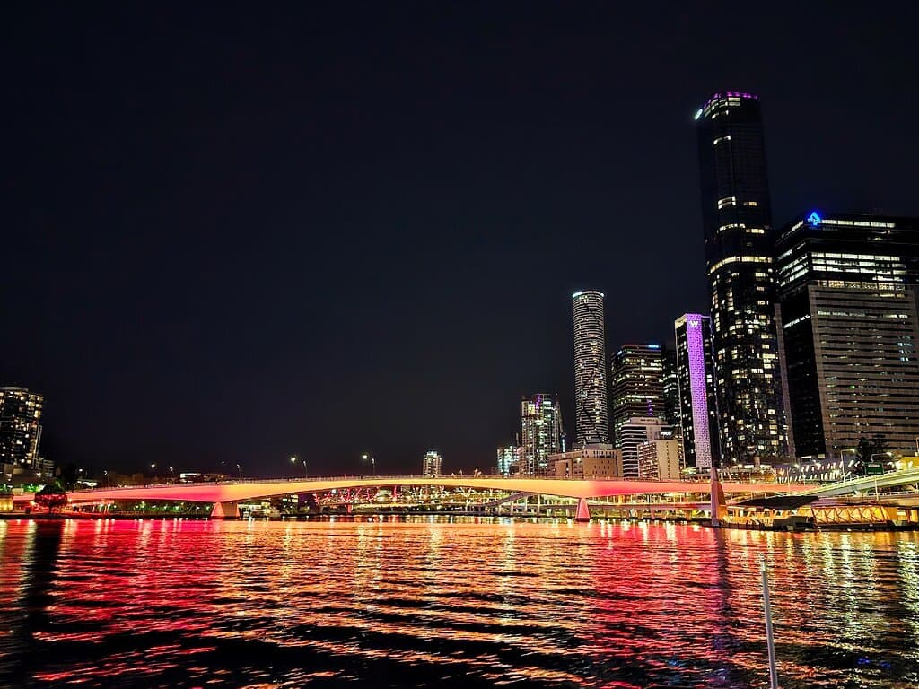 π¦πΊπ¦π₯π¦π¦πΊ VICTORIA BRIDGE OVER BRISBANE RIVER AT NIGHT π¦πΊπ¦π₯π¦π¦πΊ