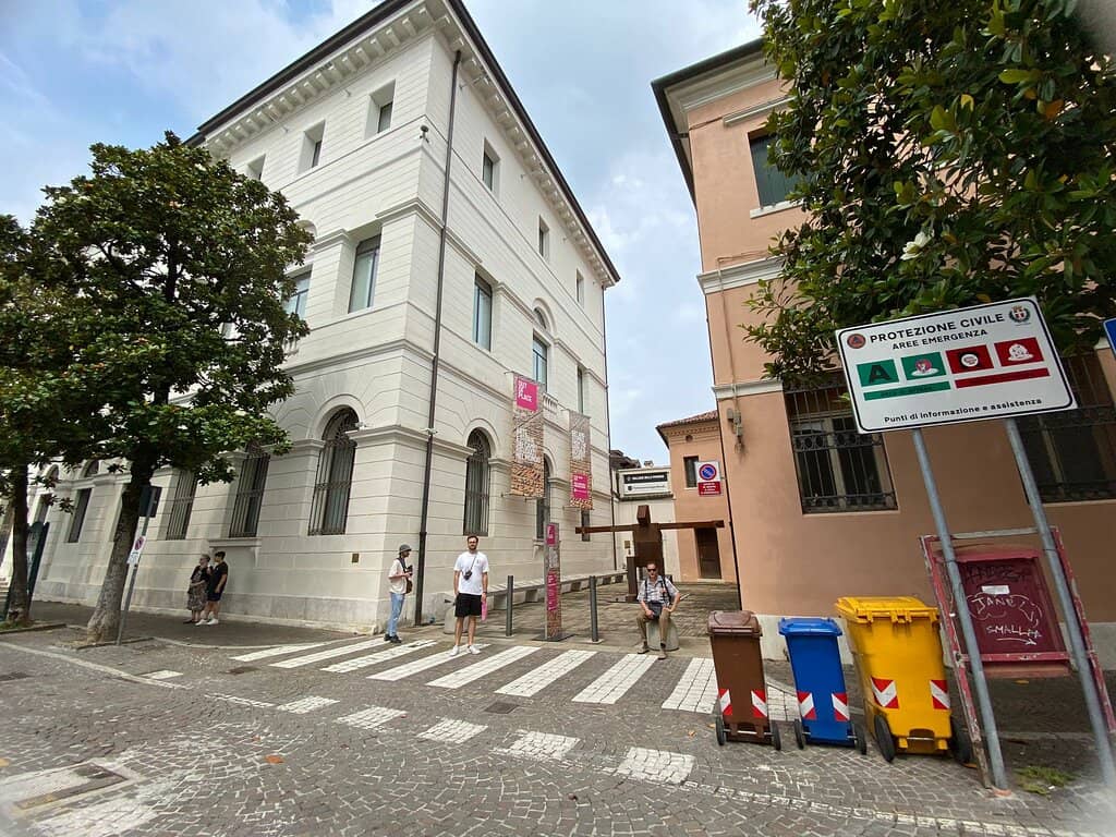 Contemporary Art Exhibitions