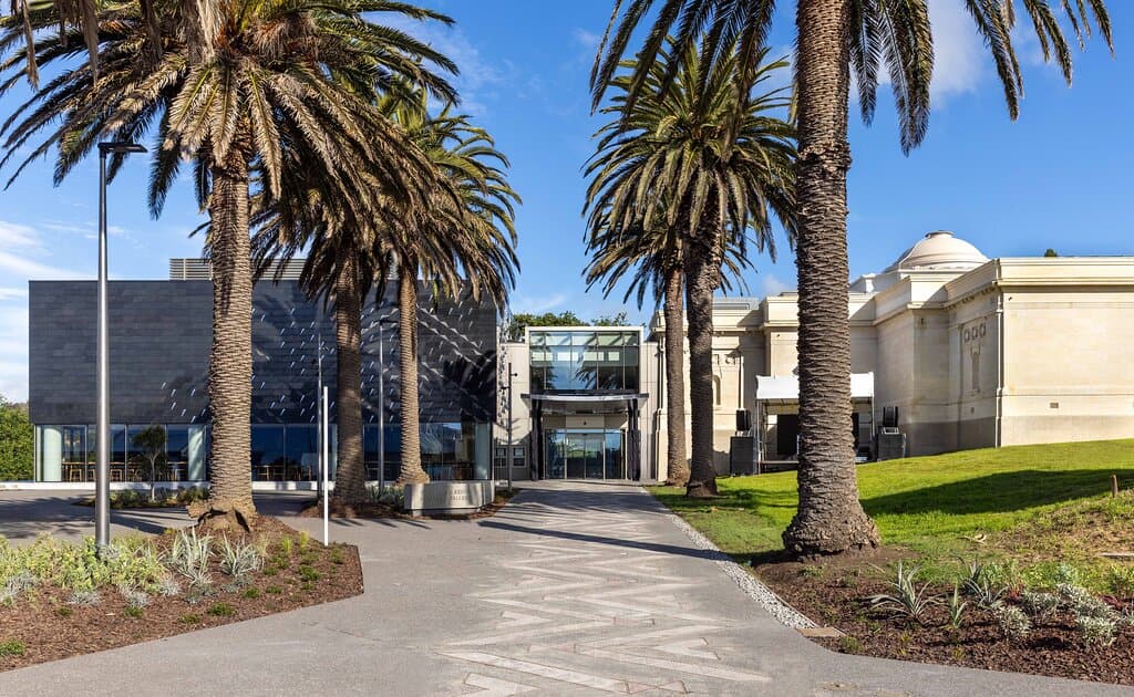 Following a decade-long redevelopment project, Te Whare o Rehua Sarjeant Gallery is proudly open at Pukenamu Queen’s Park in the centre of Whanganui