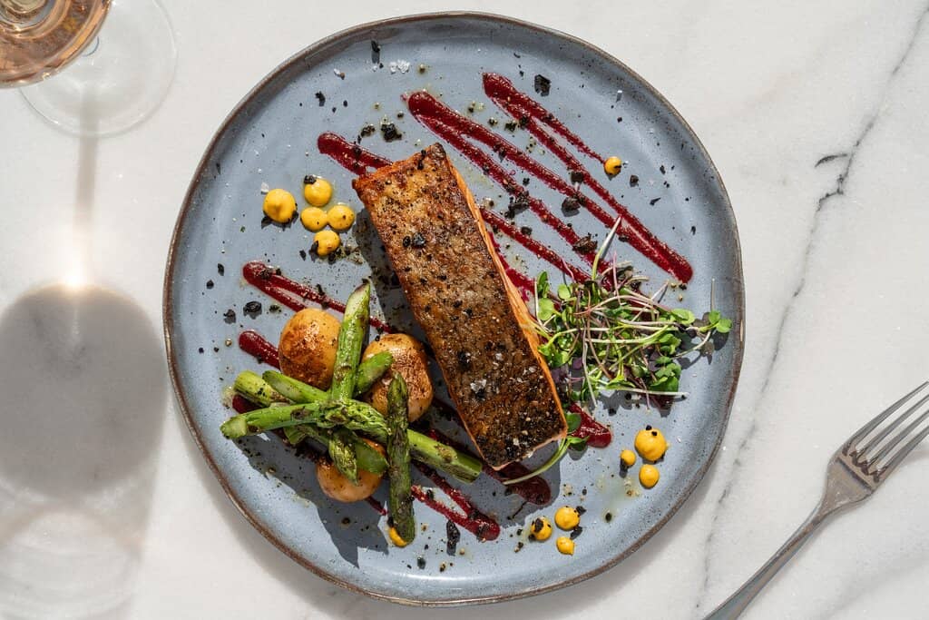 Gourmet Food & Cocktails