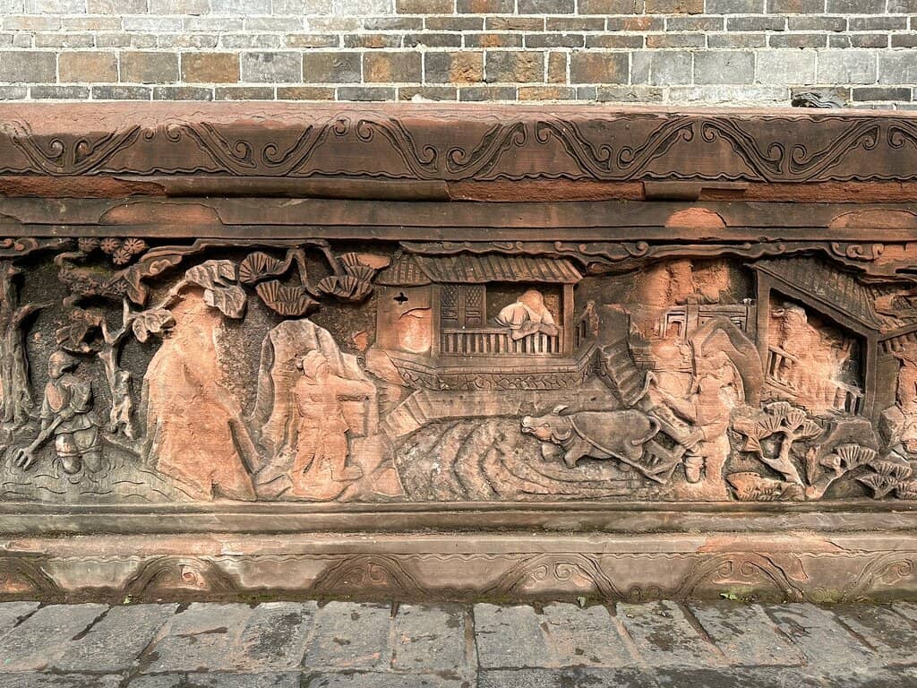 Colorful Shops & Vendors