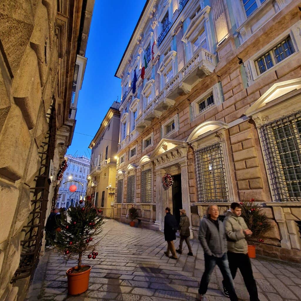 The Palaces of Via Garibaldi