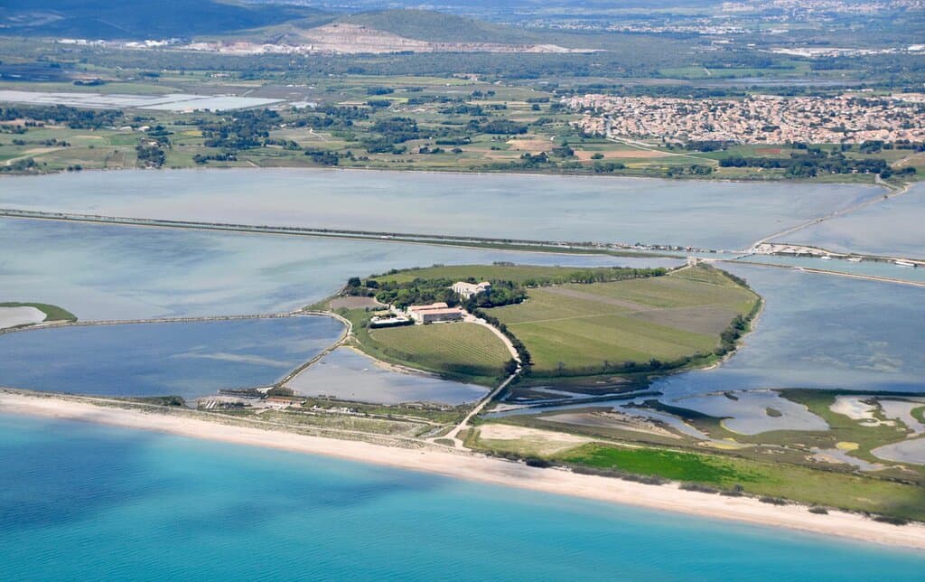 La presqu'île de Maguelone vue du ciel - 📸 M. Besnier