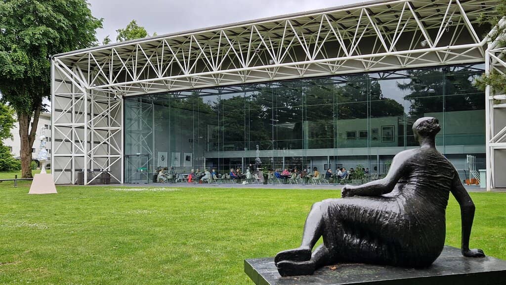 Norman Foster Architecture