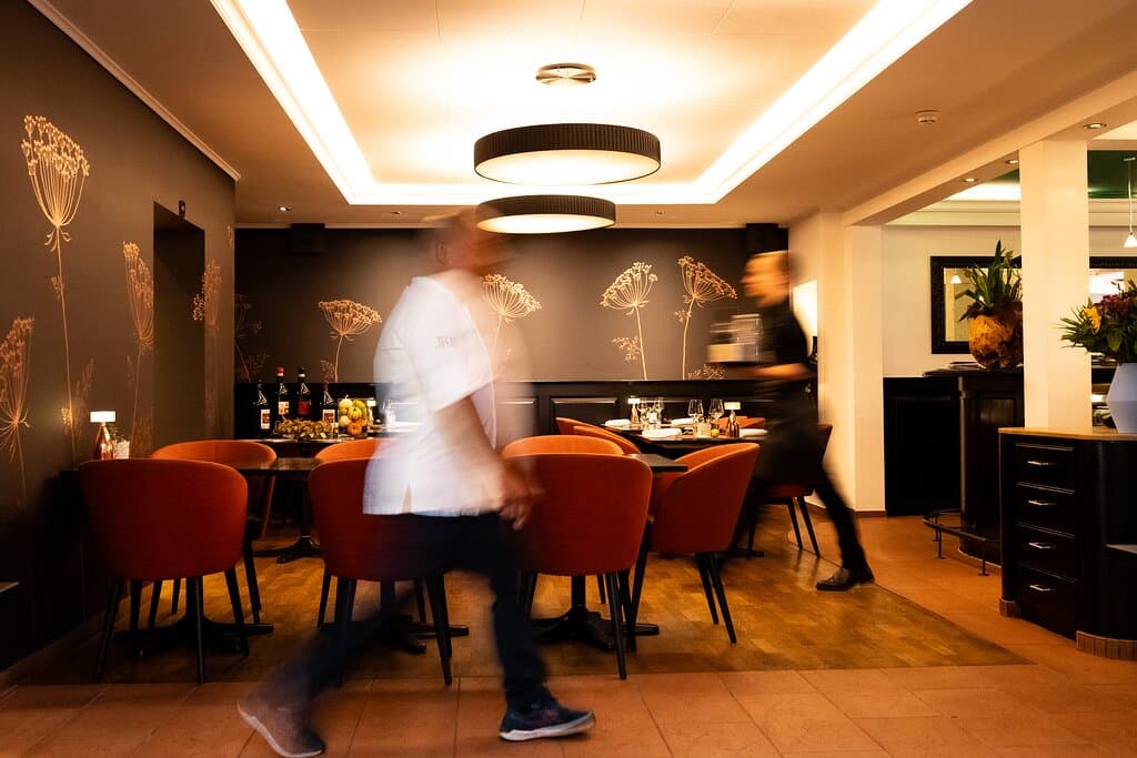 Wo der Name Programm ist und Sinne berührt werden, von denen Sie bislang nicht zu träumen wagten. mille sens, eben. Eintreten. Willkommen sein. Unendlich geniessen.