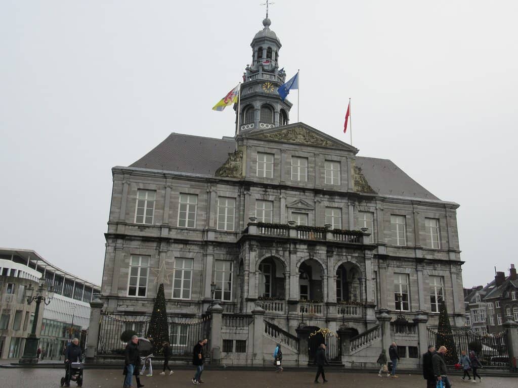 Markt Square Market