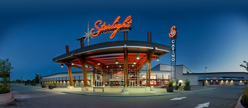 When it comes to entertainment, Starlight shines. Check out the slots and table games, have dinner and drinks at one of the restaurants, or catch a big game live on TV with your friends. Shoot for the stars.