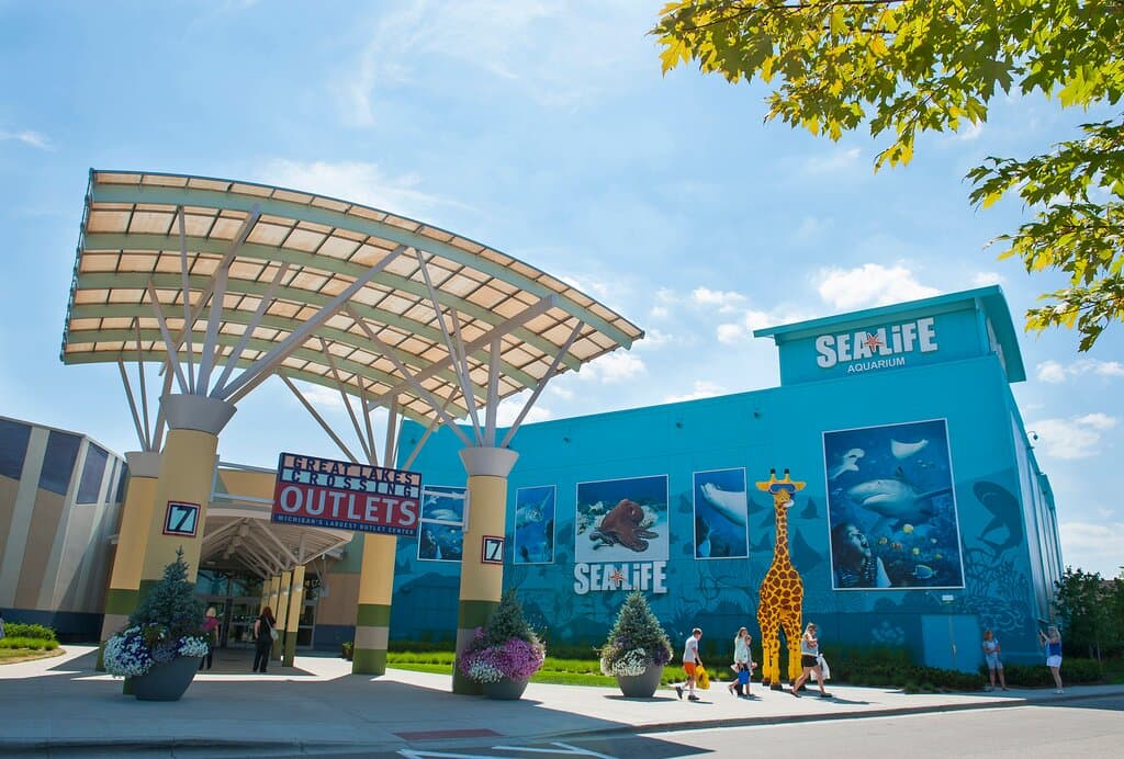 Michigan's largest indoor outlet center.