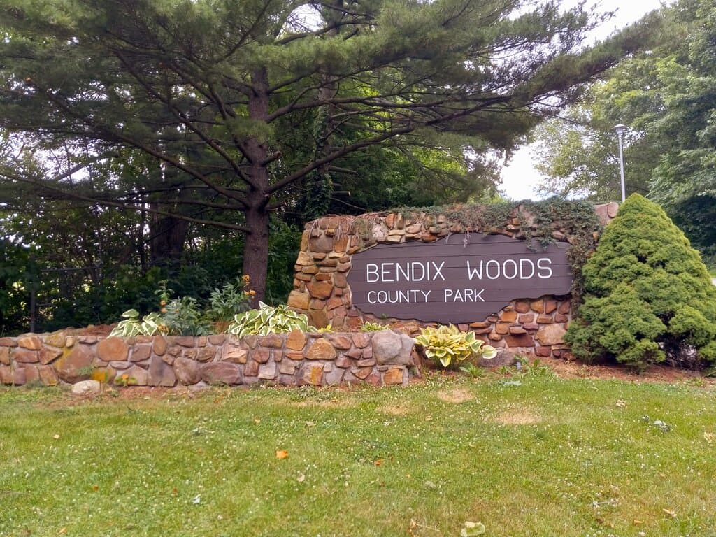 Entryway Sign