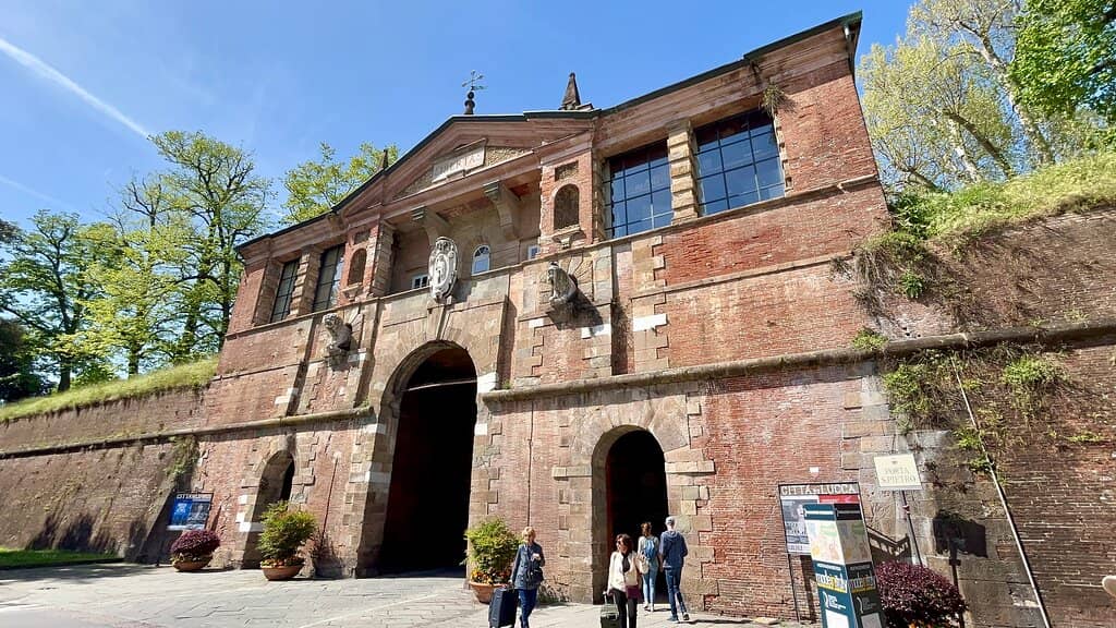 Mercato Vasari