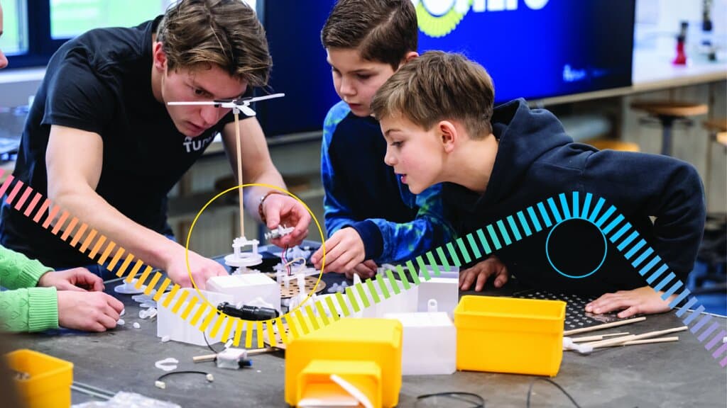 TU Delft Science Centre - Techniekstudio Experimenteren met kunst. Tijdens deze workshop maken kinderen (8-12 jaar) hun eigen kunst en droomwereld geïnspireerd op het grote kunstwerk in de entree ARIA. Je gaat creatief aan de slag met technische elementen, die uit het kunstwerk komen, om je eigen droomwezens te maken die in het kunstwerk zouden kunnen leven.
TU Delft Science Centre - Bij ons kan het.
