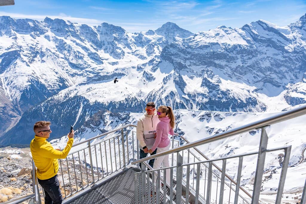 Panoramic Mountain Views