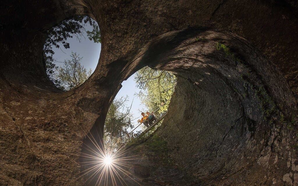 Le bellissime marmitte dei giganti all'interno del Giardino