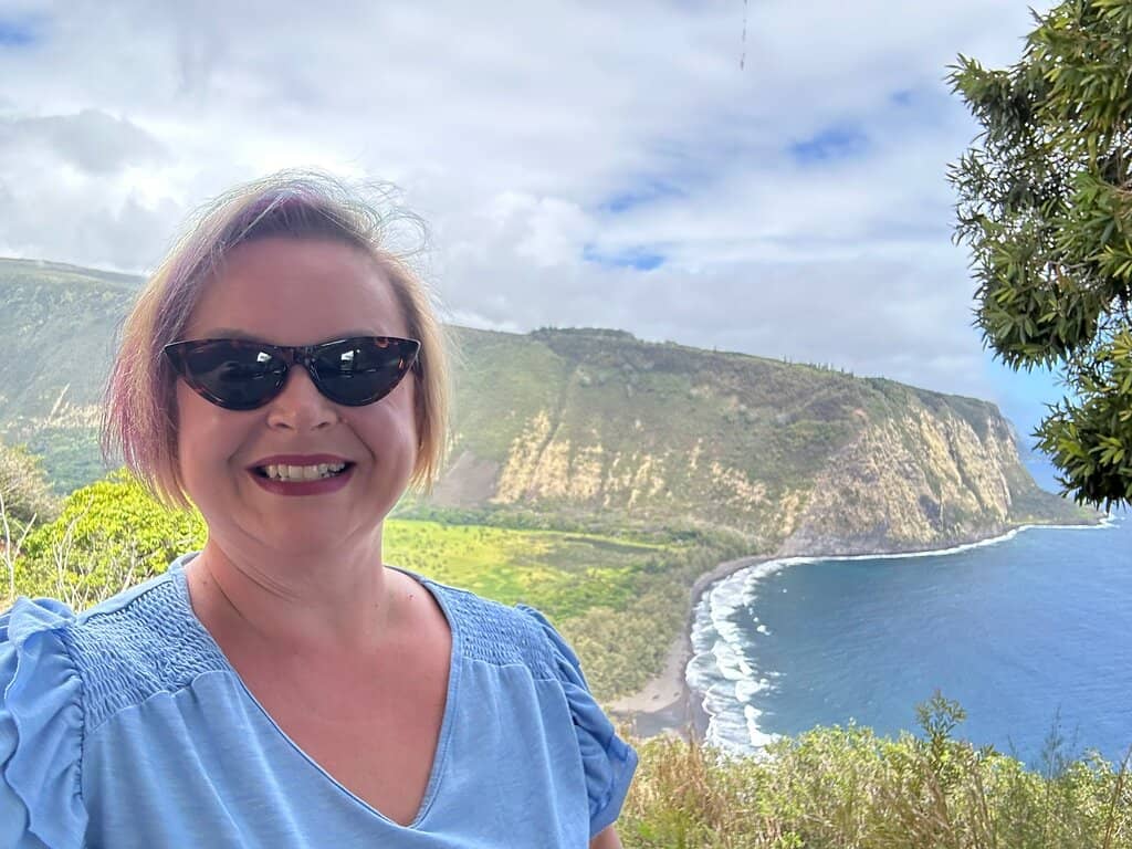 Waipio Valley Lookout