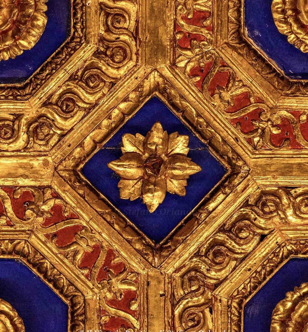 Artistic Interior