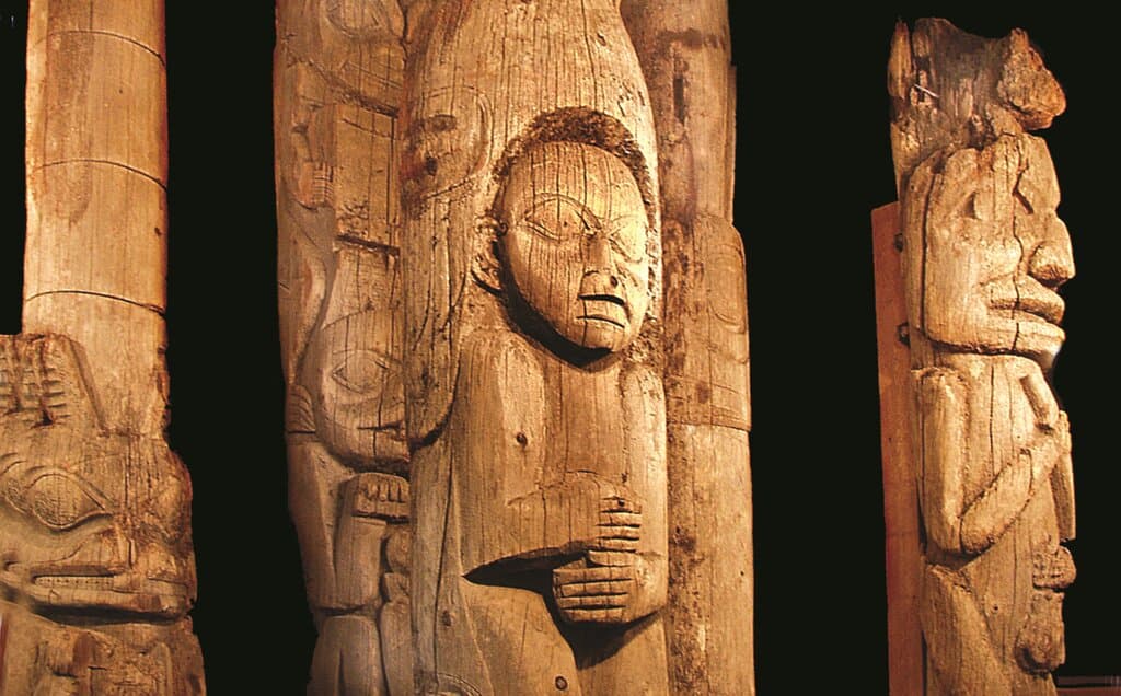 The Totem Heritage Center houses an invaluable collection of 19th century totem poles retrieved in the 1970s from the Tlingit villages on Tongass Island and Village Island and from the Haida village of Old Kasaan on Prince of Wales Island.
