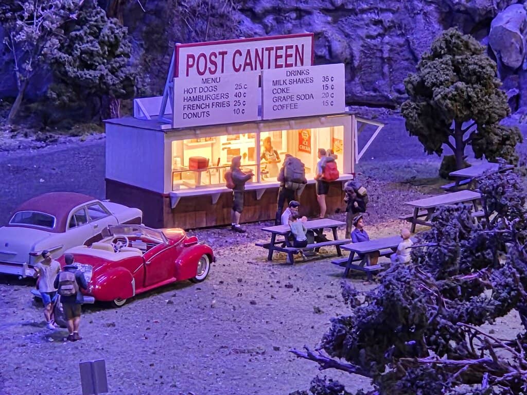 SUE: The T. rex Experience