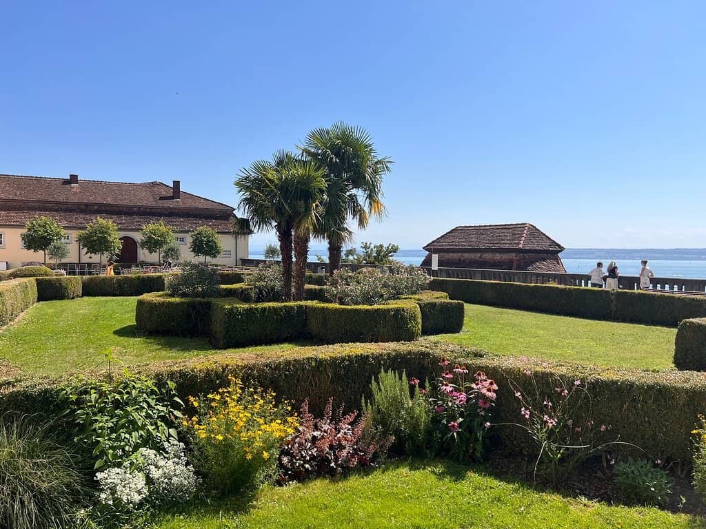 Royal Gardens