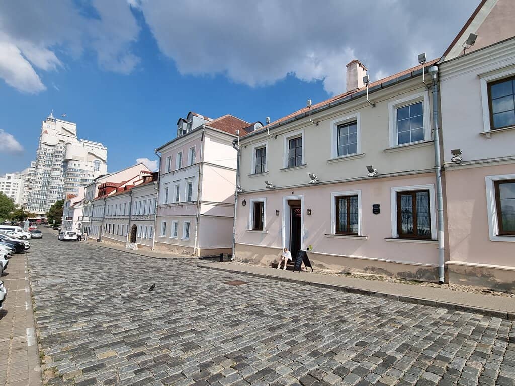 Trinity Hill Cobblestone Streets