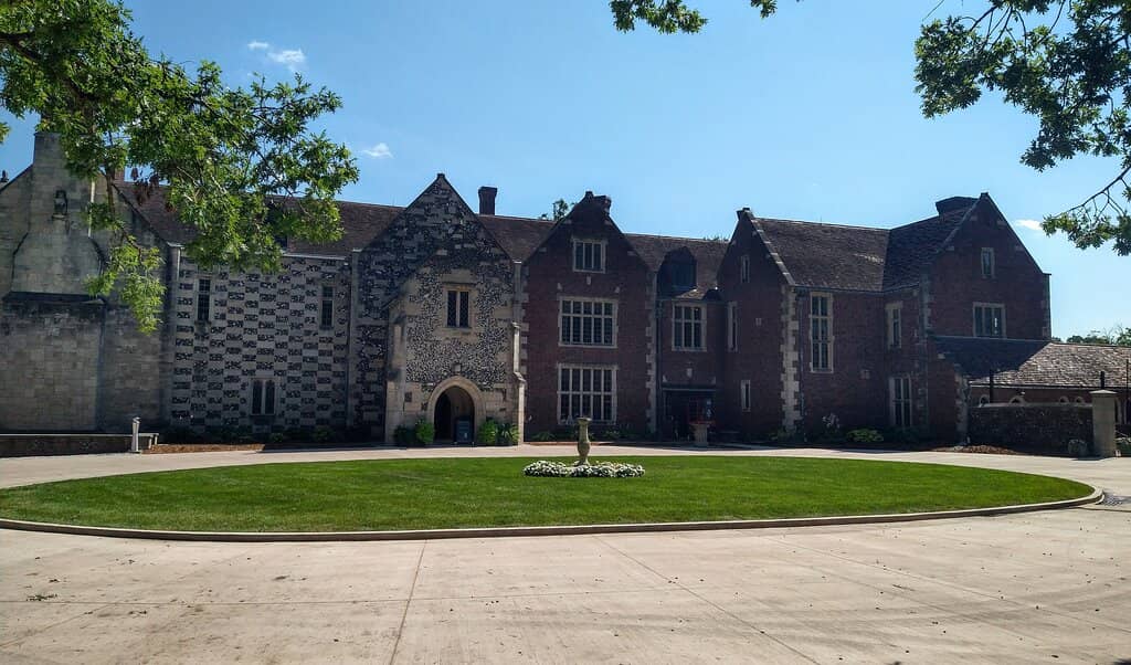 Jacobean-Inspired Architecture