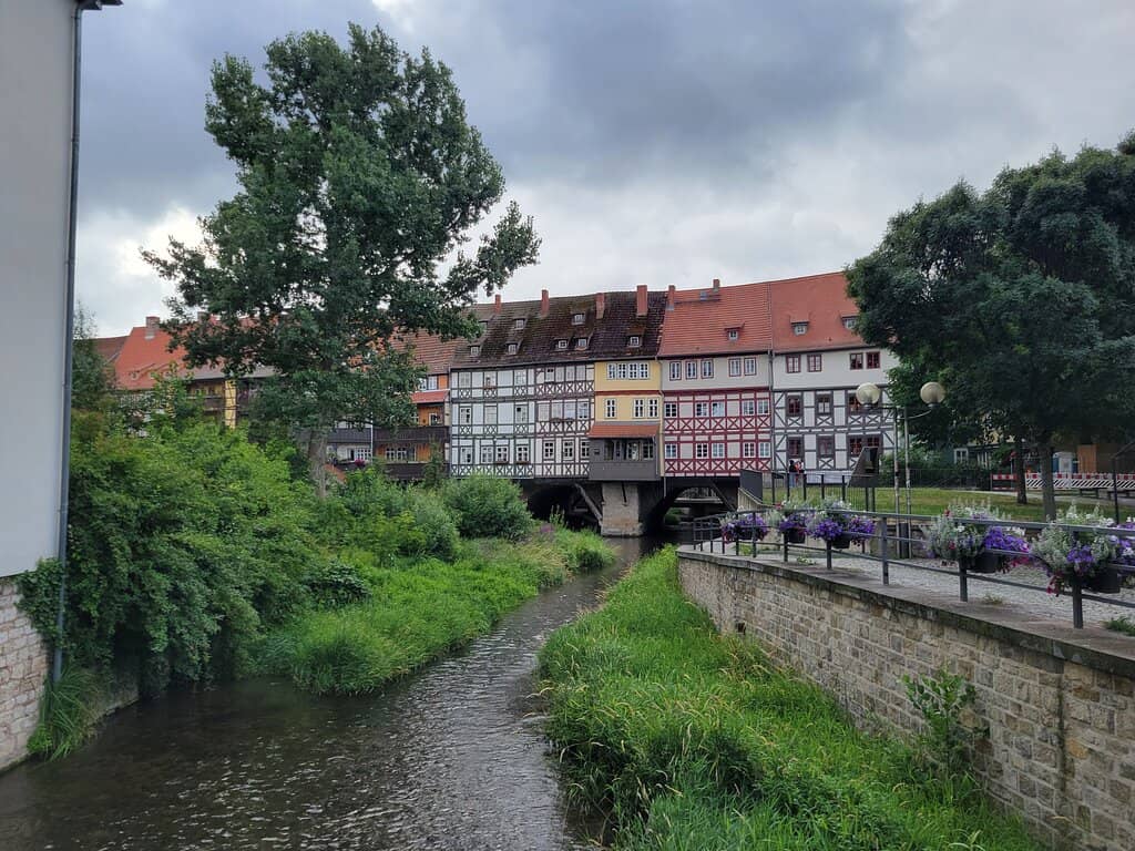 Artisan Shops on the Bridge