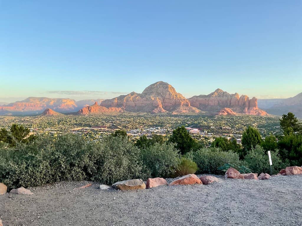 Panoramic Red Rock Views