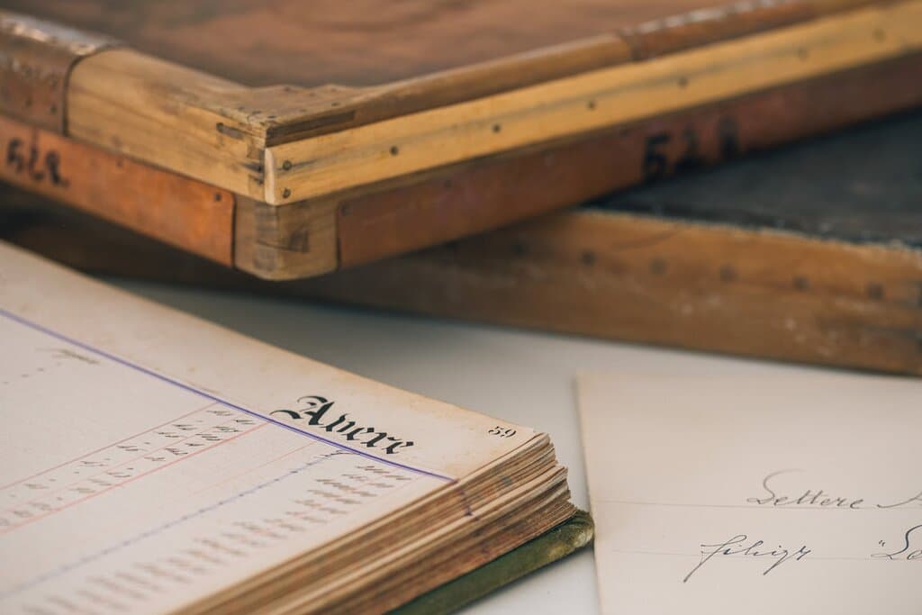 L'antica Arte della Carta fatta a mano Enrico Magnani Pescia