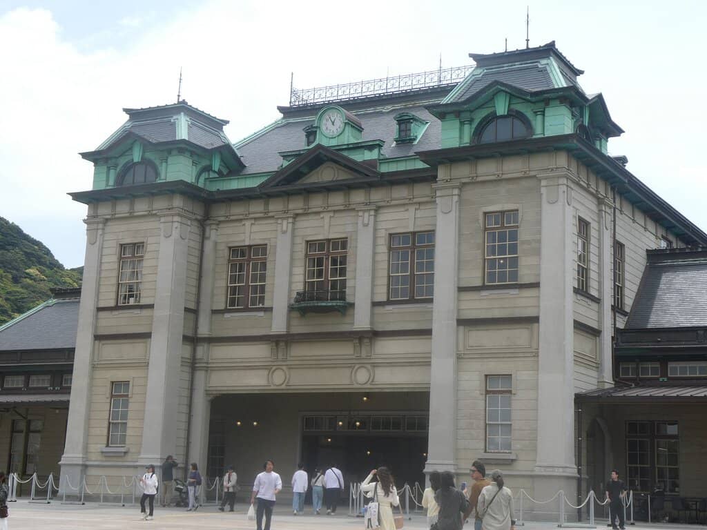 Mojiko Retro Observation Room