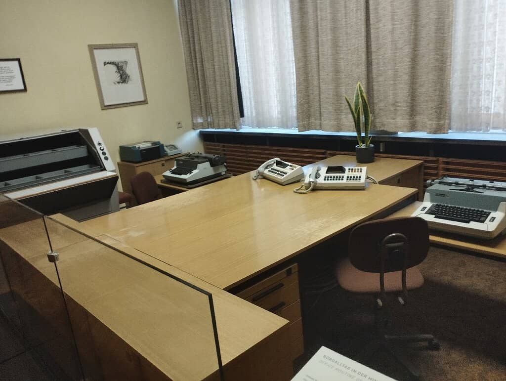 Spying Equipment & Archives