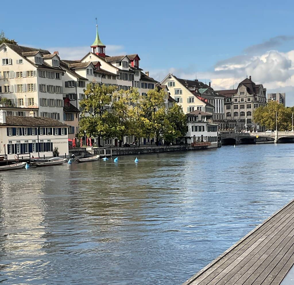 Charming Cafes & Restaurants