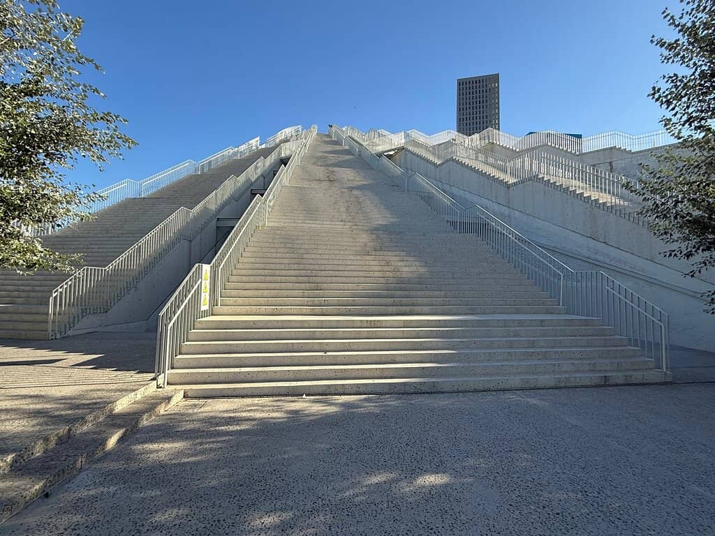 Vertical photo