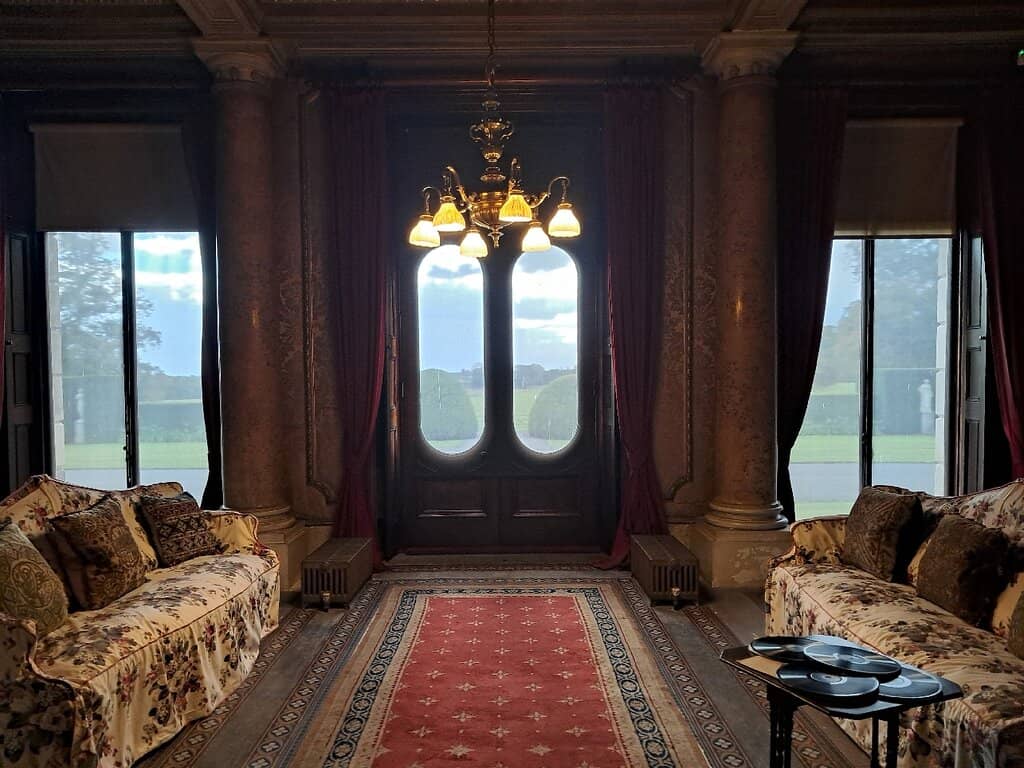 Vertical photo