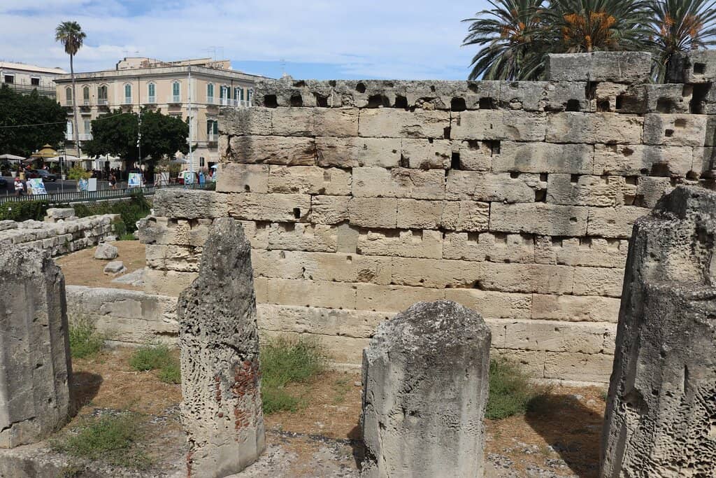The Oracle's Seat
