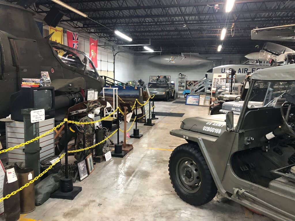 Vintage Aircraft & Jeeps