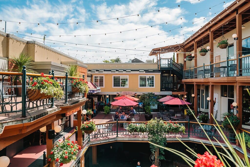 5th Street Public Market in Eugene, Oregon is the place to gather. Enjoy a collection of enchanting store, restaurants, tasting rooms and eateries, adjacent to two upscale boutique hotels. Stroll through the courtyard. Listen to the splashing sounds of the fountain. Sip on local wines. Connect with friends.