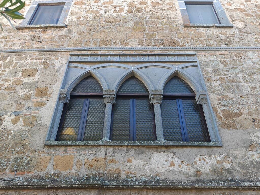 Vertical photo
