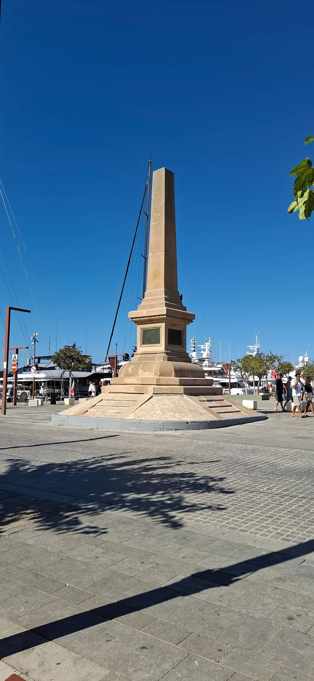 Electronic Music Hub