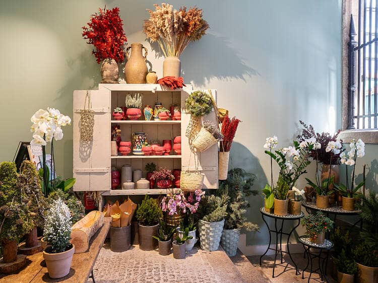 Floricultures and Crafts
