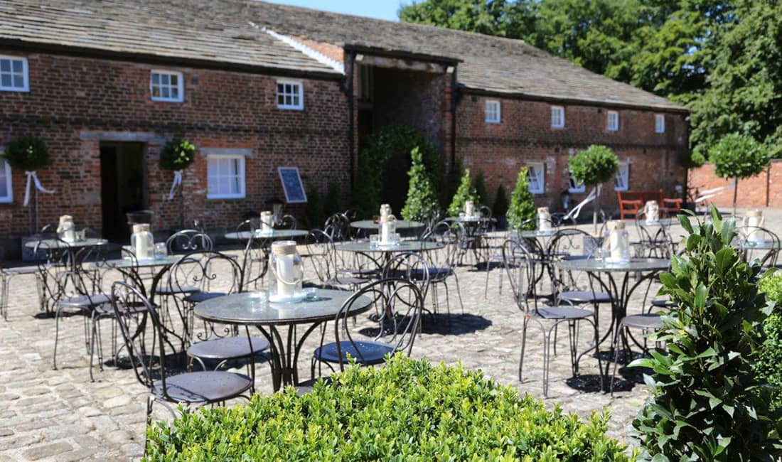 Manicured Grounds & Courtyard