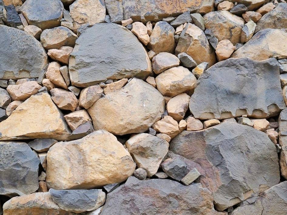 The Boulder Walls